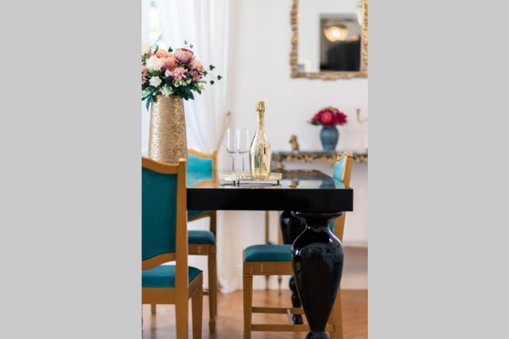 Luxurious Apartment Bella Lux In City Center With Free Parking Included! Split Exteriör bild