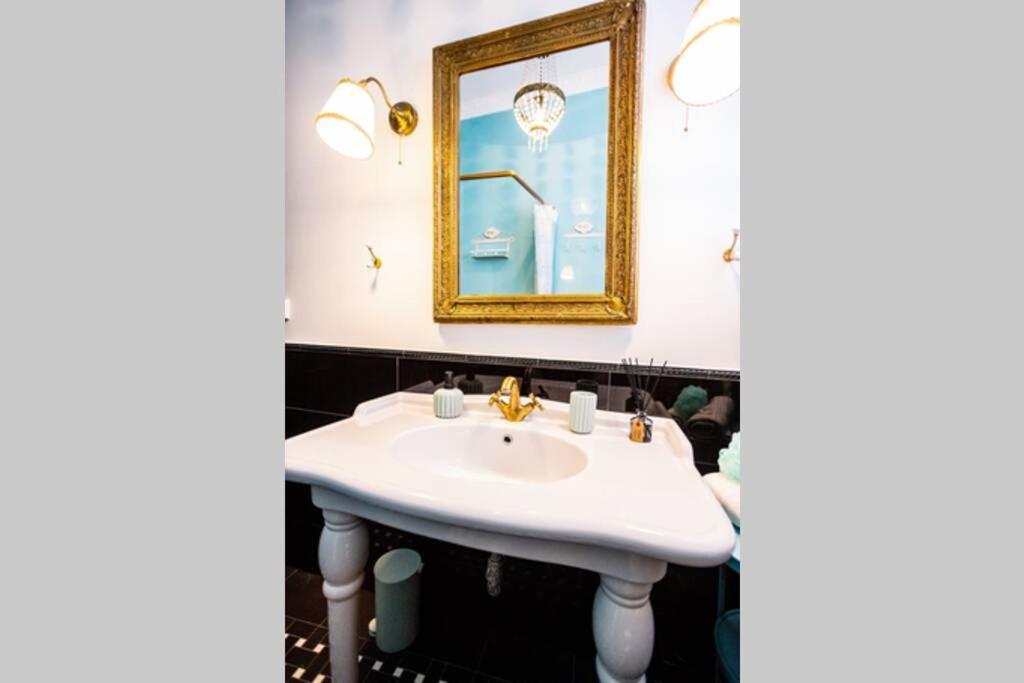 Luxurious Apartment Bella Lux In City Center With Free Parking Included! Split Exteriör bild